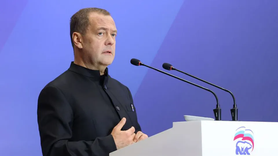Заместитель председателя Совета безопасности заявил, что ядерная катастрофа не исключена, призвал к готовности и связал это с завершением действия СНВ‑III и дальнейшими международными рисками.