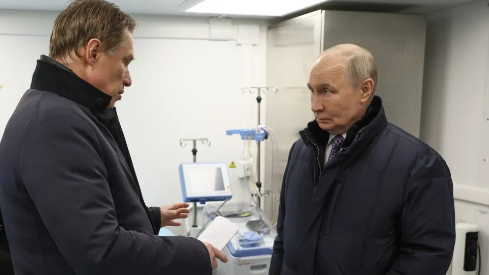 Президент поручил министру здравоохранения увеличить охват репродуктивной диспансеризации, пообещав шире проверять репродуктивную функцию у мужчин и женщин на фоне рекордного падения рождаемости в стране.