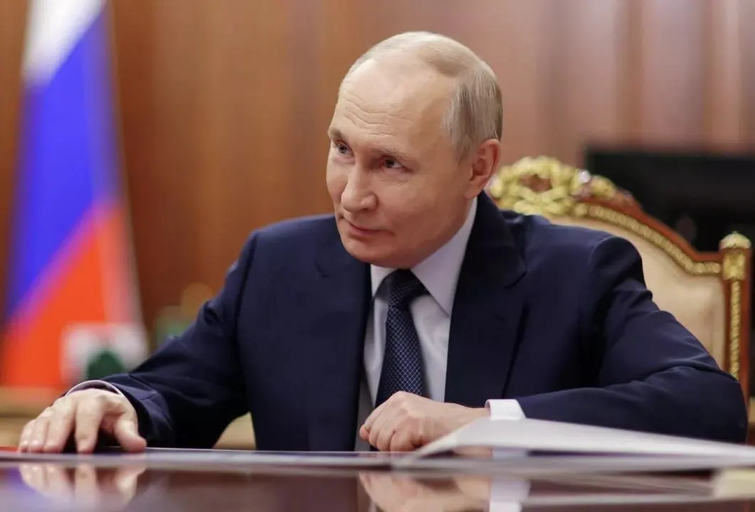 Пресс‑секретарь президента заявил, что выступление Владимира Путина в День Победы ожидает весь мир, и такое внимание к нему оправдано.