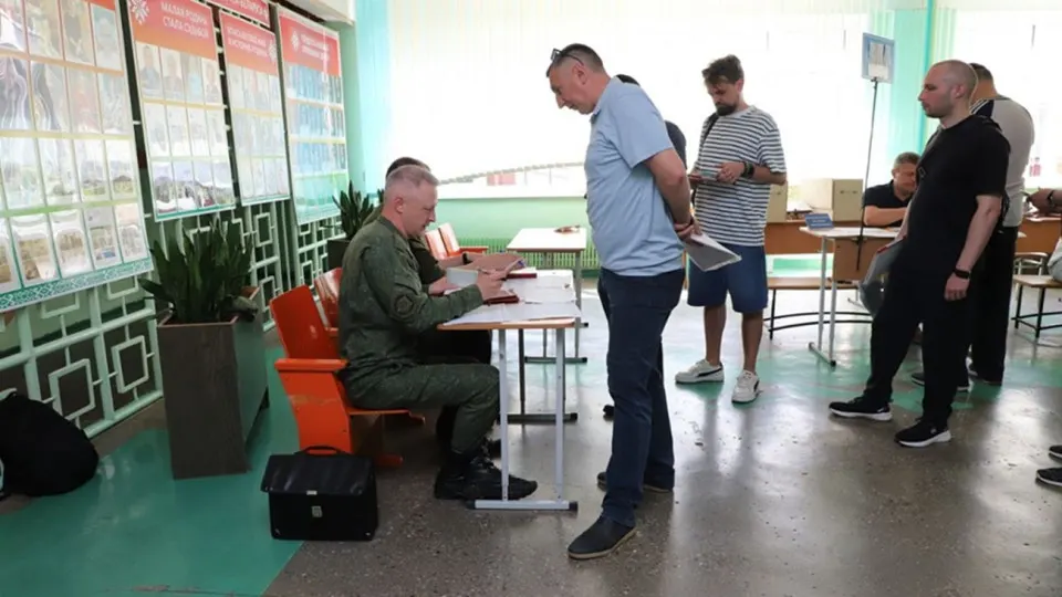 Минобороны Беларуси объявило о плановых учениях по отработке мобилизации в приграничной Гродненской области; резервистов будут вызывать для проверки учётных данных и участия в сборах на фоне усилившегося политического давления и обсуждений расширения военных действий.