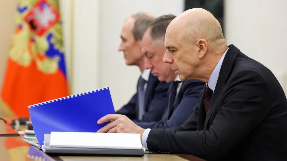 Индекс облигаций федерального займа ушёл к минимумам с февраля, инвесторы опасаются увеличения бюджета, высокой инфляции и сохранения жёсткой монетарной политики.