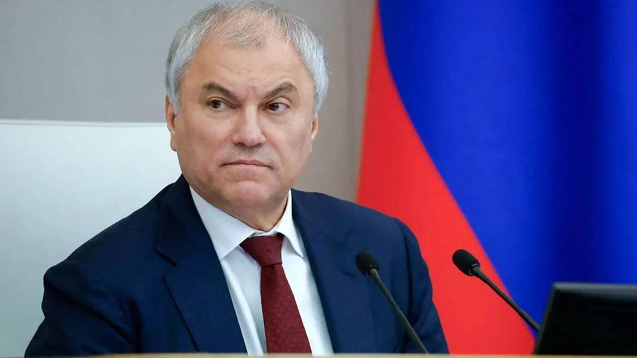 Спикер Госдумы отверг упрёки, что депутаты занимаются исключительно введением запретов, подчеркнув, что законодательные инициативы исходят из обращений россиян.
