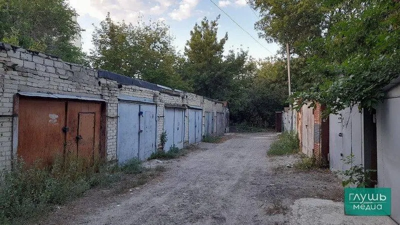 Госдума решила продлить упрощённую процедуру оформления гаражей и земельных участков под ними: срок продлён с 1 сентября 2026 года до 1 сентября 2031 года. За время амнистии зарегистрировали уже 746 тысяч объектов.