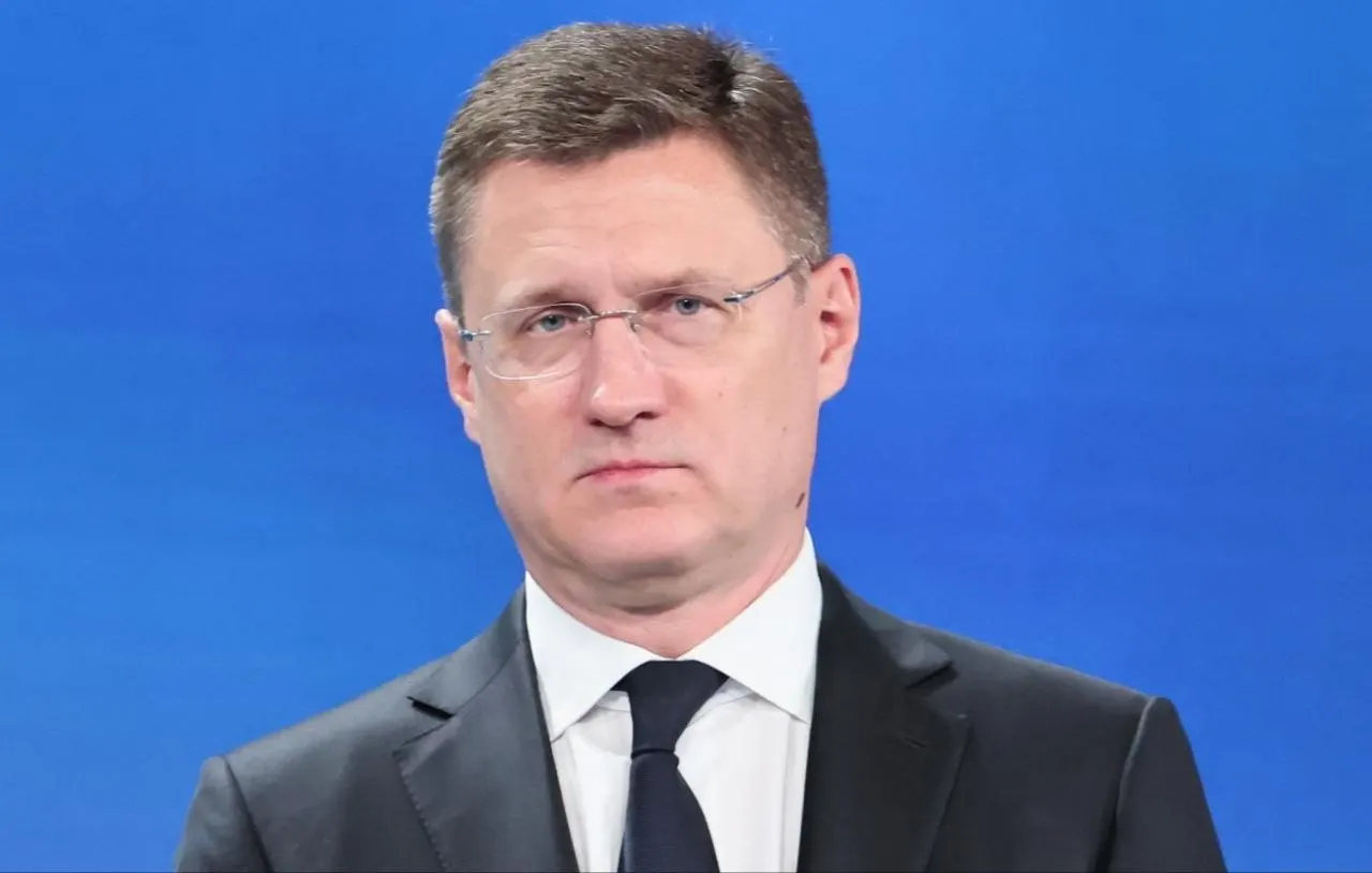 Кабмин поручил усилить мониторинг цен на независимые заправки в целях стабилизации рынка топлива.