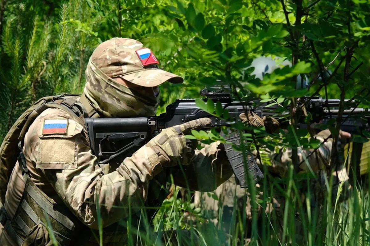 Аналитический институт считает, что замедление наступления и успехи обороны Украины делают невозможным надёжный прогноз по захвату всего Донбасса; амбиции руководства расходятся с возможностями войск.