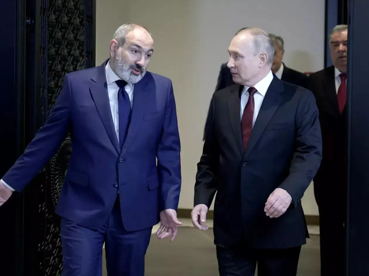 Премьер-министр Никол Пашинян заявил, что Ереван не будет вступать в антироссийские санкции Евросоюза, но и не станет помогать их обходить.