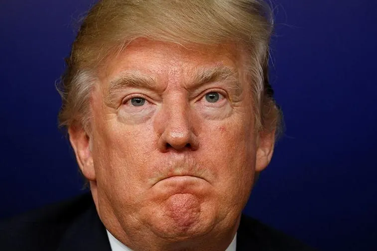Дональд Трамп отверг ответ Ирана на американскую мирную инициативу. Иран передал через Пакистан список условий для начала переговоров; после отказа Трампа выросли цены на нефть.