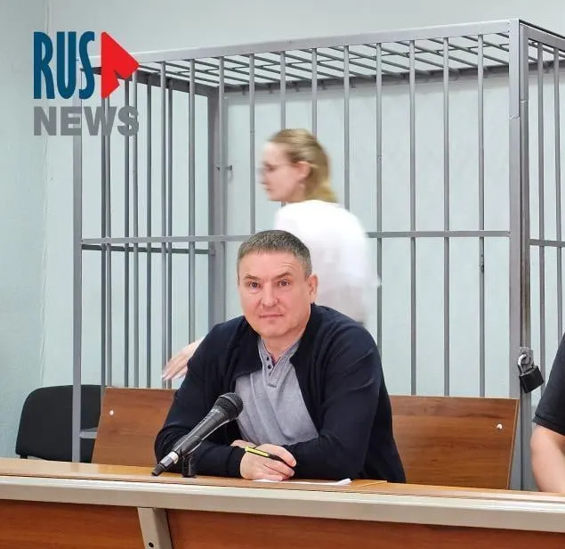 Суд отклонил иск правозащитника Алексея Соколова: в карцере заключённым дают бумагу и ручку по полтора часа в день, чего часто не хватает для подготовки к защите.
