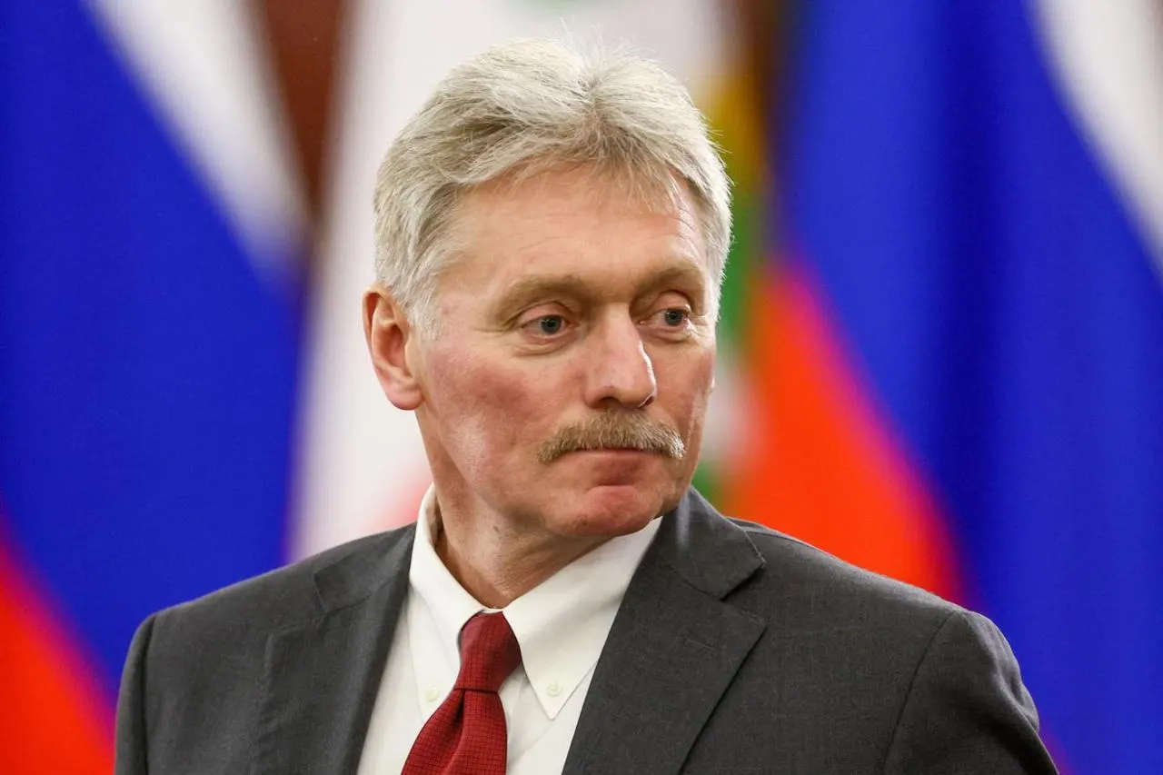 Пресс‑секретарь президента Дмитрий Песков заявил, что боевые действия в Украине перешли из формата «специальной военной операции» в «настоящую войну», обвинив западные страны в поддержке Киева.