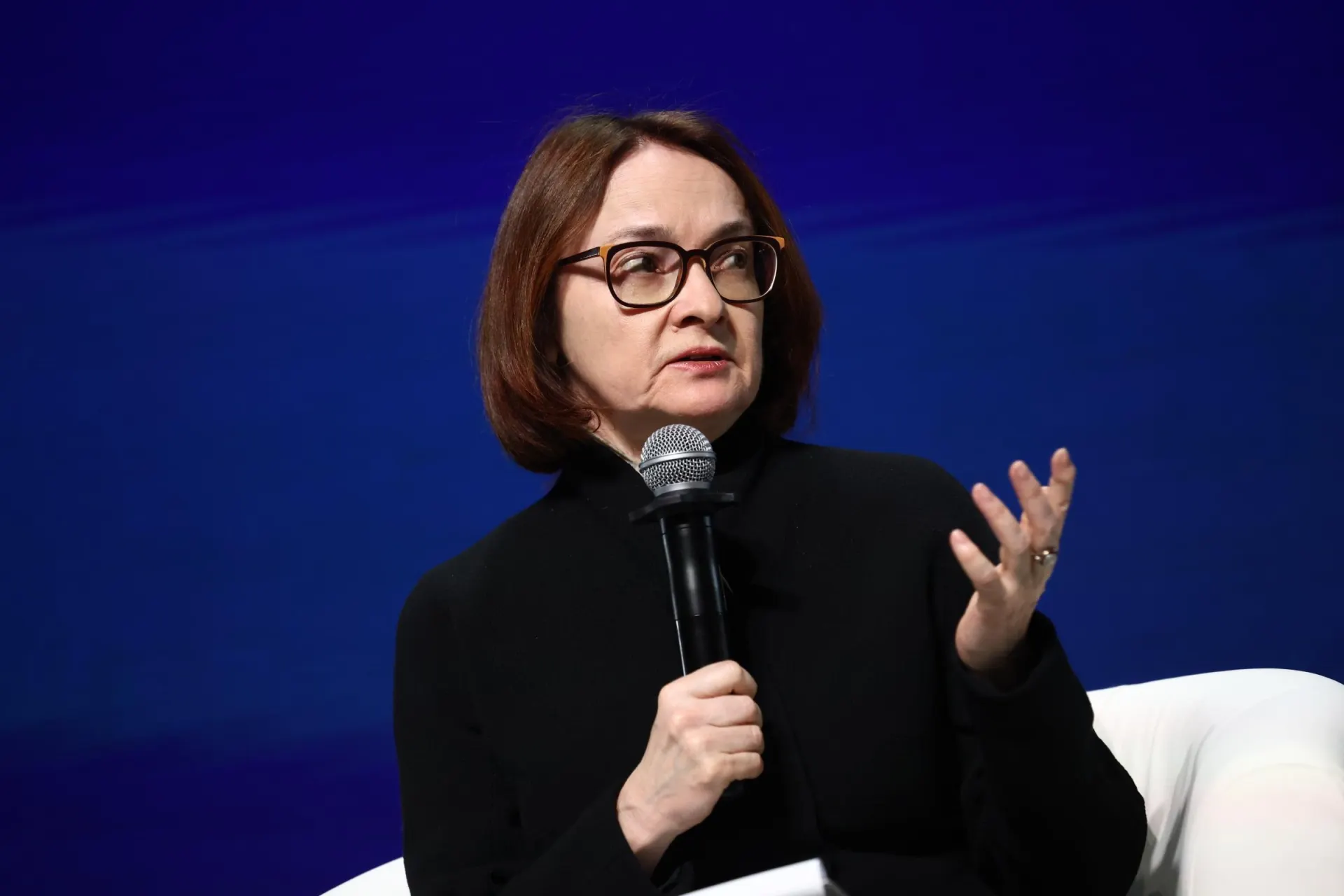Глава Центробанка предупредила о рисках и возможных негативных последствиях, которые может вызвать сокращение ключевой ставки.