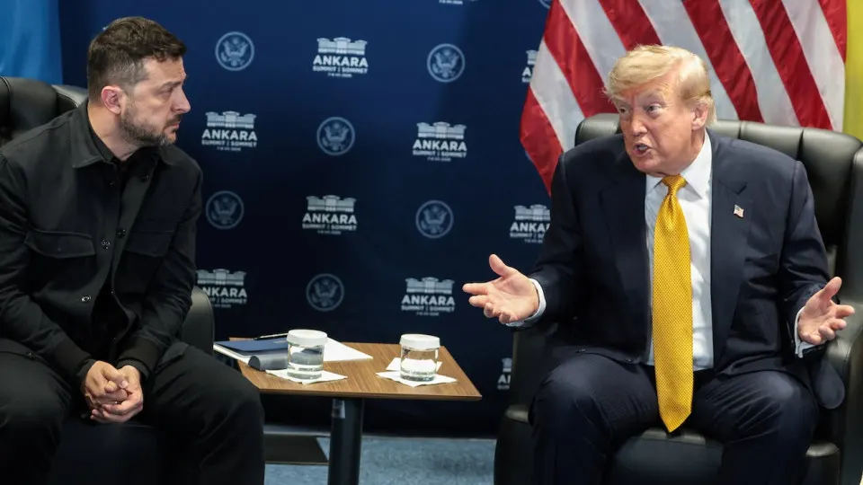 На саммите НАТО в Анкаре Дональд Трамп охарактеризовал удары Украины по удалённым российским объектам как эскалацию, но счёл, что она может поспособствовать окончанию конфликта; при этом масштабы атак вглубь РФ существенно выросли.