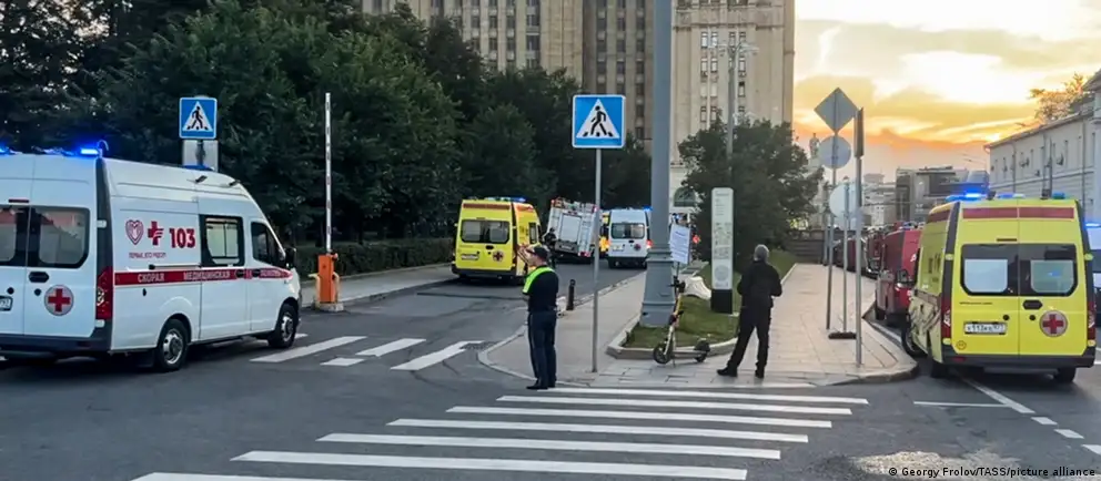 Вечером 1 августа в ресторане Balzi Rossi в центре Москвы прогремел взрыв. По последним данным, в результате атаки погибли семь человек; следствие рассматривает версию о попытке покушения на главнокомандующего ВКС Александра Чайко. По делу возбуждено уголовное дело о террористическом акте.