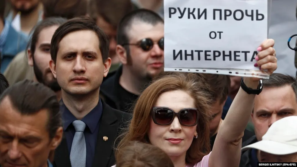 Регулятор ограничил доступ к сервисам обхода блокировок, затронув десятки хостингов и вызвав сбои у пользователей VPN.