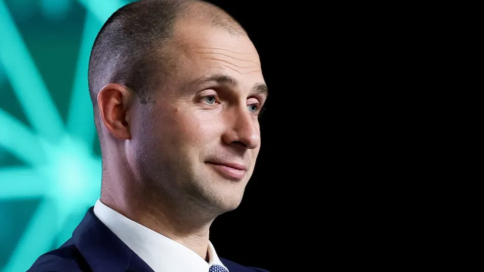 По данным финансовой отчетности за полугодие 2026 года VK зафиксировала чистый убыток 3,8 млрд руб.; во втором квартале прибыль была достигнута лишь за счёт распродажи части активов.