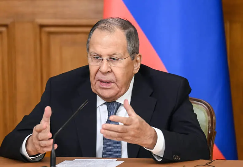 Министр иностранных дел России сообщил, что информационная кампания вокруг спецоперации в Украине будет продолжаться и усиливаться.
