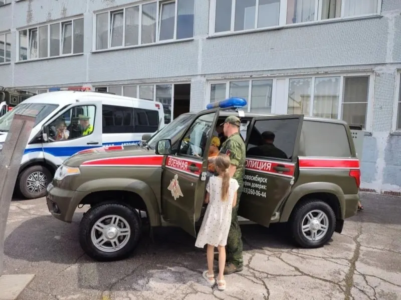 Минобороны предлагает расширить полномочия военной полиции: право опрашивать граждан, проверять документы и проводить розыск с участием обычных военнослужащих.